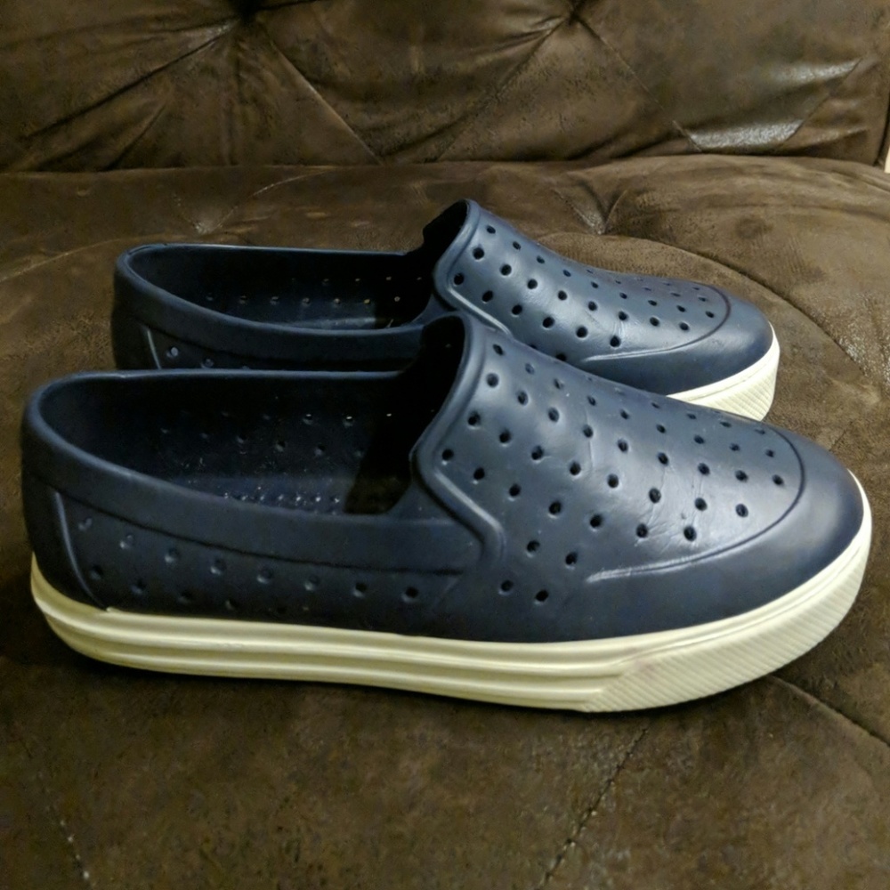 Gap blue sporty slip-ons. Size 3/4.